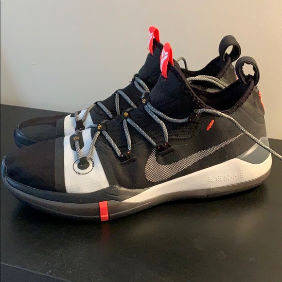 kobe ad size 13